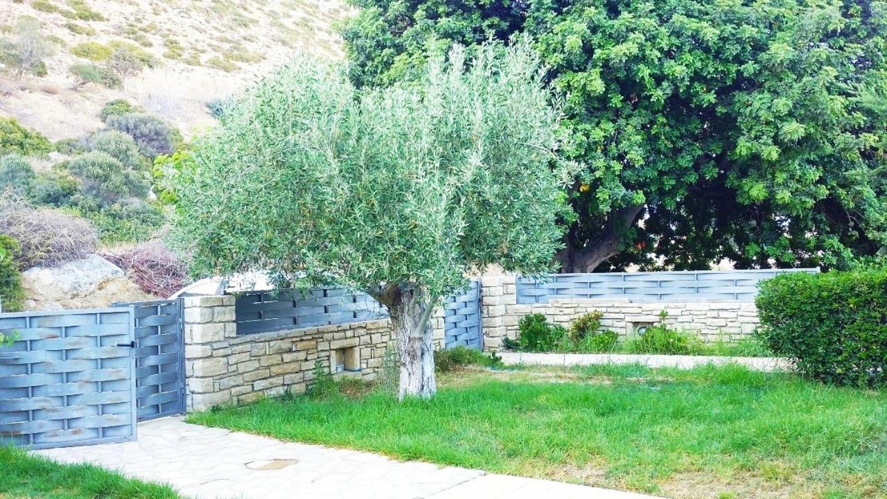 "Villa Kanavos" Apts Matala  Bagian luar foto