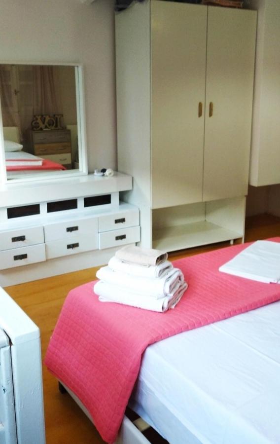 "Villa Kanavos" Apts Matala  Bagian luar foto