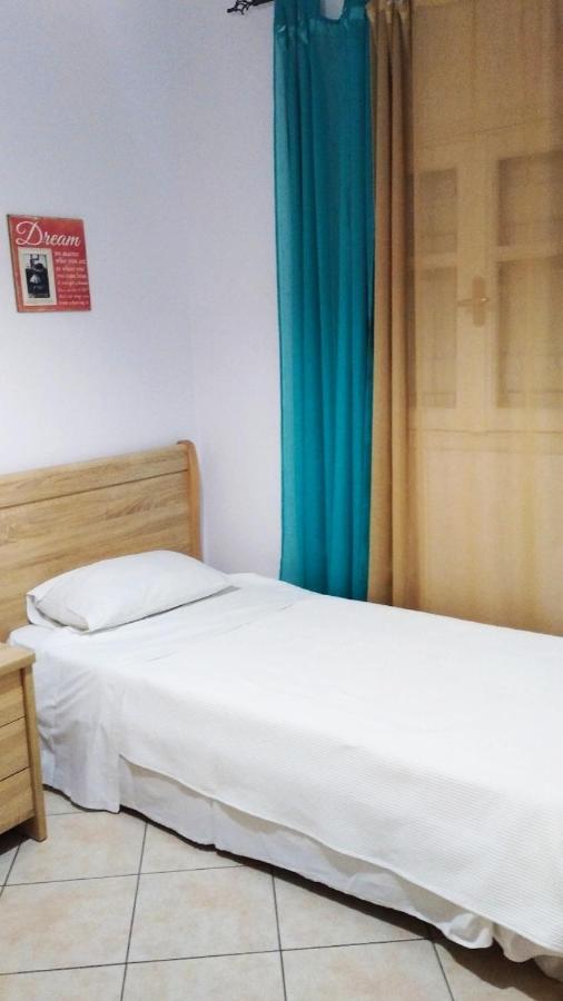 "Villa Kanavos" Apts Matala  Bagian luar foto
