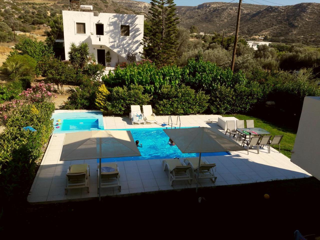 "Villa Kanavos" Apts Matala  Bagian luar foto